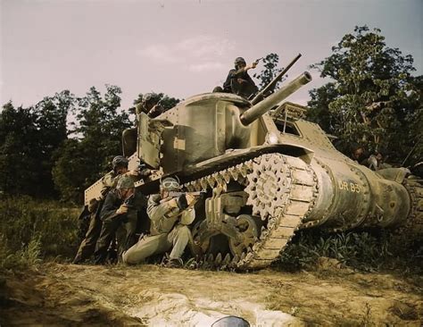 M3 Lee tank color photo 1941 | World War Photos