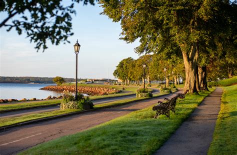 Shores & HistoryCharlottetown to Central PEI and back to Charlottetown - The Island Walk