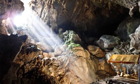 Top 8 Most Beautiful Caves In Laos - toplist.info