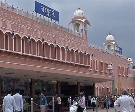 Jaipur Railway Station: जयपुर बना देश का सबसे साफ रेलवे स्टेशन - Jaipur ...