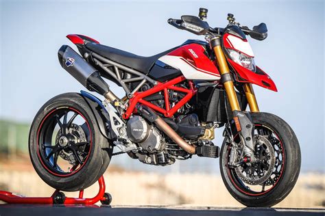 Ducati's Hypermotard 950 is the craziest way to get from A to B ...