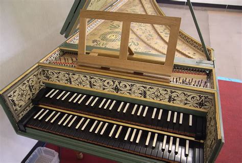 Harpsichord vs. Piano: What Are The Differences? – Difference Camp