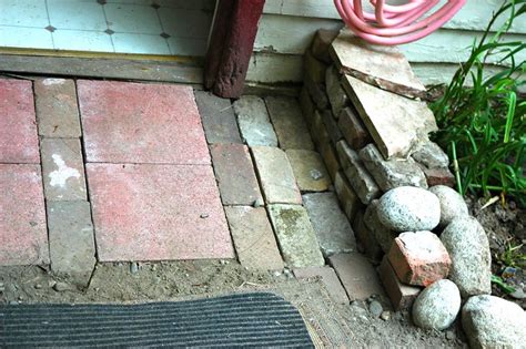 Detail: Inexpensive brick and pavers path entry, backdoor, total cost $4, Seattle, Washington ...