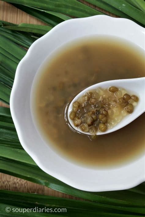 Green Bean Soup Recipe 綠豆汤 - Souper Diaries