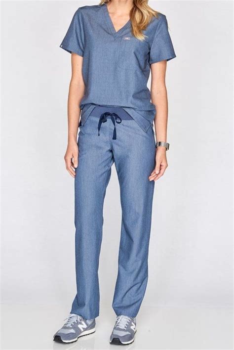 NWT Heather Denim Figs Scrubs Set (M/P) | Scrubs outfit, Figs scrubs ...