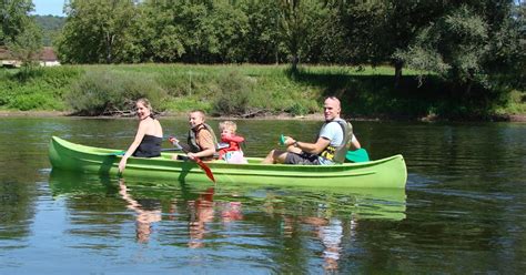 The Harwood Family: Canoe Trip down the Dordogne River