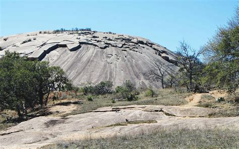 Enchanted Rock Issues Heat Warnings After Three Dogs Died in the Park ...