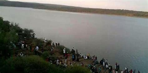 Zimbabweans drown trying to cross a flooded Limpopo River – Pindula News