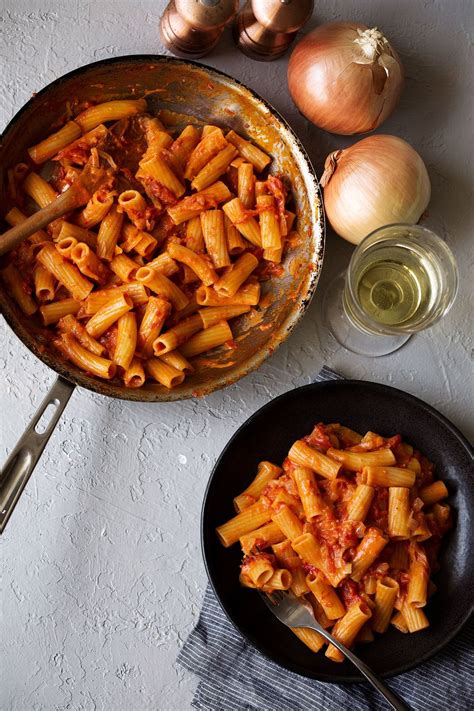 spicy rigatoni recipe from cooking with cocktail rings Rigatoni Recipes ...