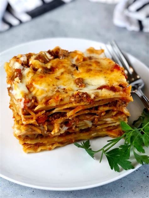 Lasagne al Forno (Lasagna Bolognese) - Keeping It Simple Italian