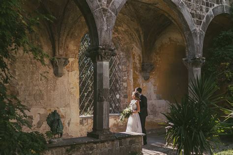 Castello Vincigliata in Florence, Italy Couple wedding photo shoot. Photo Stefano Casati ...