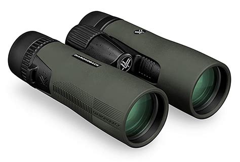 Porro Prism vs Roof Prism Binoculars: Which is Best? - OpticsMag