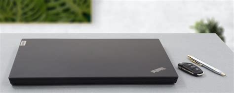 Lenovo ThinkPad P15v review - it's all about the software and the ...