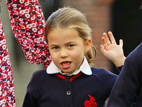 Us Weekly: Princess Charlotte Is Aware of Her Status and Enjoys Putting on Her Toy Tiara