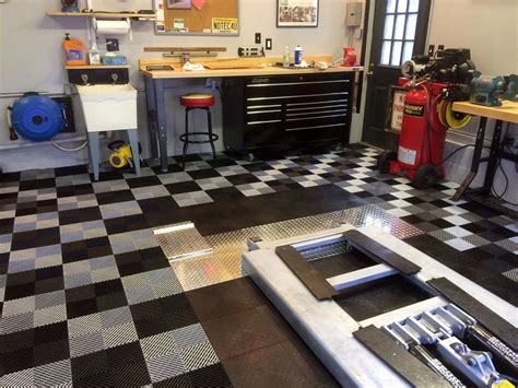 RaceDeck Free-Flow Self-Draining Garage & Shop Flooring Tile 12" x 12" - California Car Cover ...