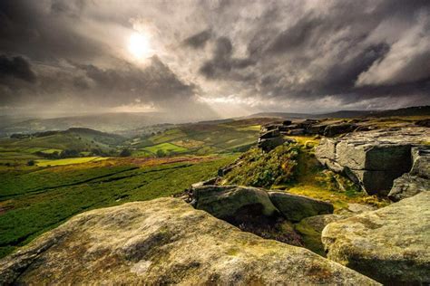 Hathersage via Stanage Edge and Higger Tor (12 miles) - Lets Go Peak ...