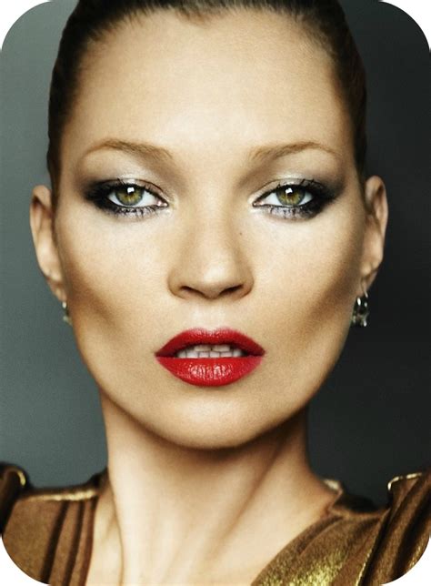 The Kate Moss Makeup Collection - Simone Scribes