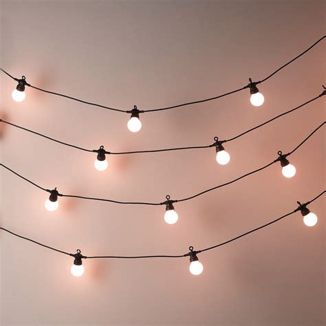 Amazing Ways to Brighten Up Your Home with Fairy Lights on Walls | Warisan Lighting