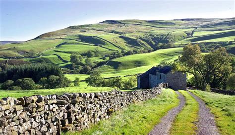 Places to visit in North Yorkshire - Bygone Classics