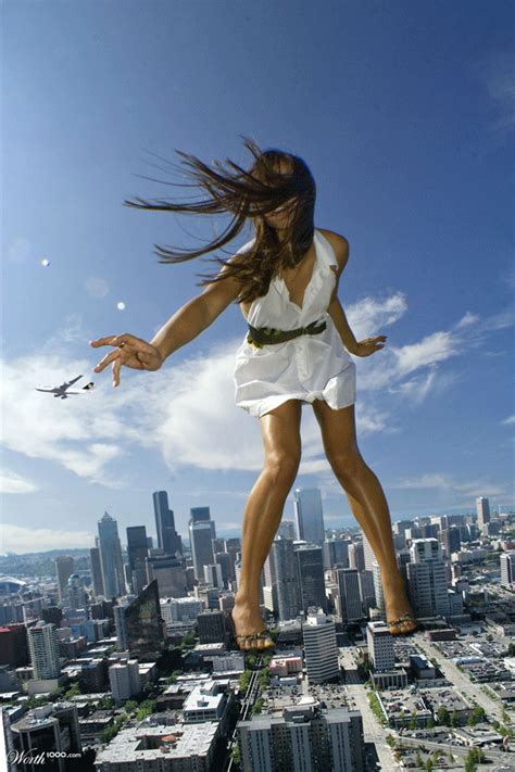 Giant Woman | Photo artistique, Idées photoshop, Photographie créative