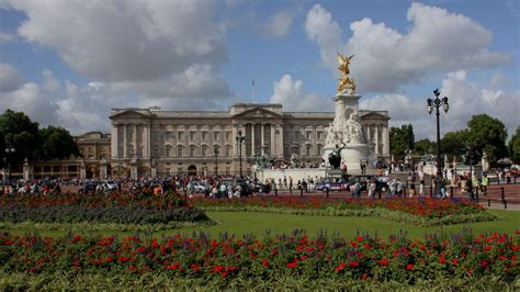 Buckingham Palace Wallpapers - Top Free Buckingham Palace Backgrounds ...