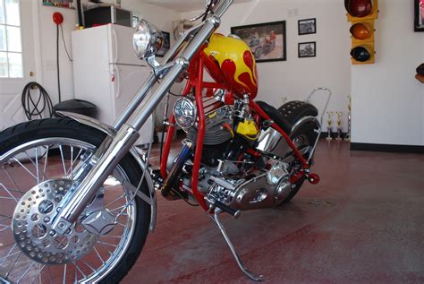 Easy Rider "Billy Bike" Panhead Chopper Replica - V-Twins to V-8s