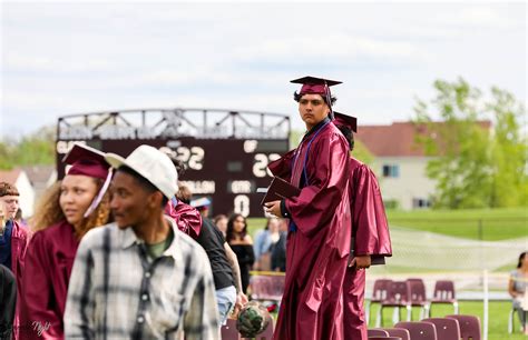 2022 Zion Benton Township High School Graduation - emeraldnightphotography