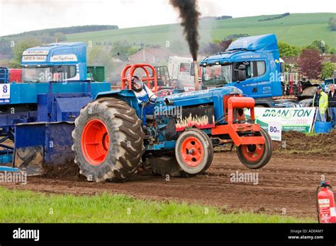 Tractor pulling contest at Scottish agricultural show Stock Photo - Alamy