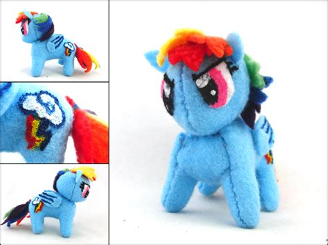 Rainbow Dash Plushie by CraftKiwi on DeviantArt