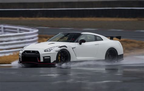 Wallpaper white, Nissan, GT-R, track, R35, Nismo, 2019 images for desktop, section nissan - download