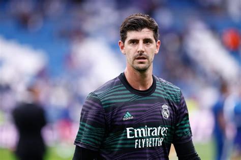 Foot : Thibaut Courtois (Real Madrid) opéré avec succès après sa ...