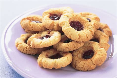 biscuits with jam in the middle