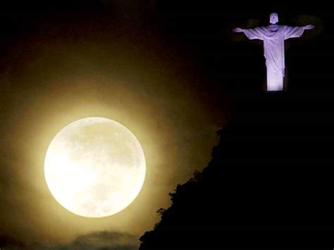 15 Stunning Images Of A Supermoon Taken In Different Locations