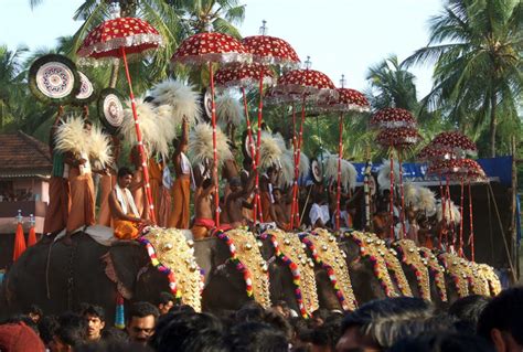 10 Amazing Festivals of Kerala that You Must Experience!