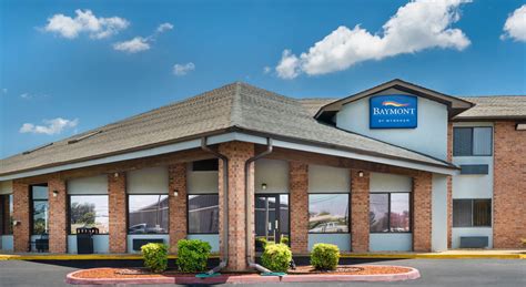 Baymont by Wyndham Hotel in Tupelo Mississippi | Tupelo MS Hotels off I-22