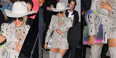 Beyoncé Goes Cowboy-Chic With Blinged Out Western Look at New York ...