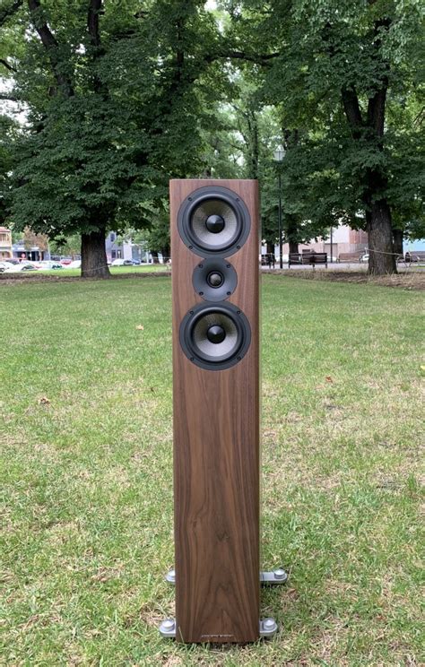 Acoustic Energy 509 Floorstanding Speaker ... a column of carbon ...