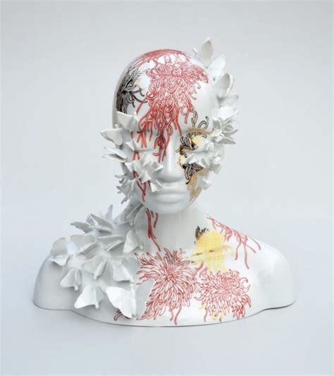 Flower-Faced Sculptures That Shape the Future of Ceramics