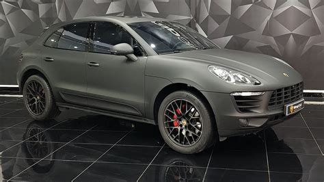 Porsche Macan - Black Matt wrap | WrapStyle