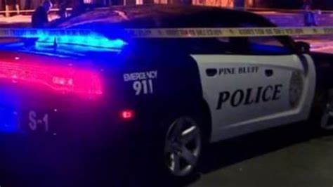 1 killed, 1 injured in shooting at Pine Bluff apartment building