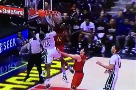 Nets F Rondae Hollis-Jefferson Throws Down Huge Dunk on Taurean Prince vs. Hawks | News, Scores ...