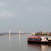 Bordeaux: Scenic River Cruise with Commentary and Canelés | GetYourGuide