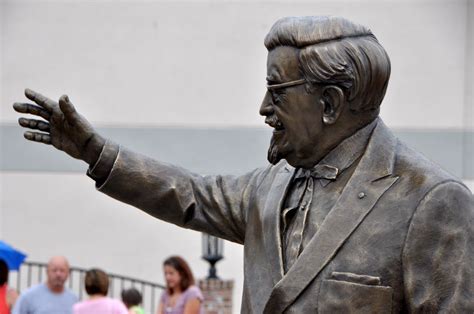 SLIDESHOW: Colonel Sanders statue unveiled during ceremony | News | thetimestribune.com