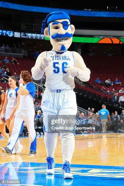 Seton Hall Pirates Mascot Photos and Premium High Res Pictures - Getty ...