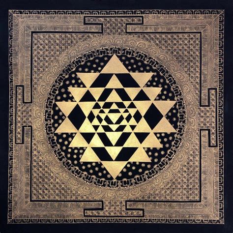 Hindu Cosmos (Posts tagged yantra) | Sri yantra, Thangka, Thangka painting