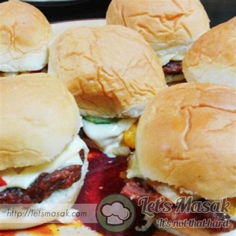 Baby Beef Burger Recipe | LetsMasak