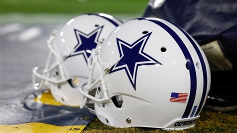 LOOK: Dallas Cowboys unveil new ‘Color Rush’ uniforms on-field for ...