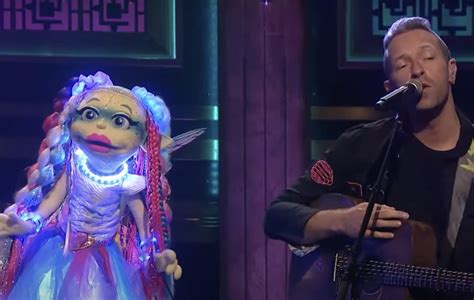 Watch Coldplay's Chris Martin join puppet group The Weirdos for TV ...