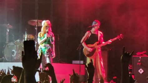 Paramore, Misery Business Live 10/4/22 - Uohere