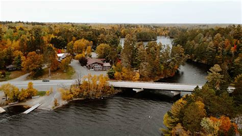 Ely MN Resorts at Boundary Waters - Silver Rapids Lodge